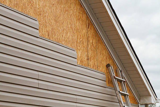 Professional Siding Replacement technician working in Garysburg, NC